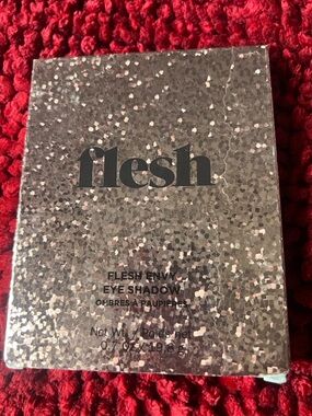 Flesh Envy Eye Shadow Palette - Silver Glitter Box